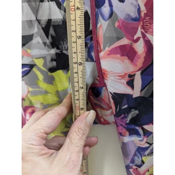 Reebok Capri Leggings Colorful Floral Compression Running Yoga SZ Small - Picture 6 of 8